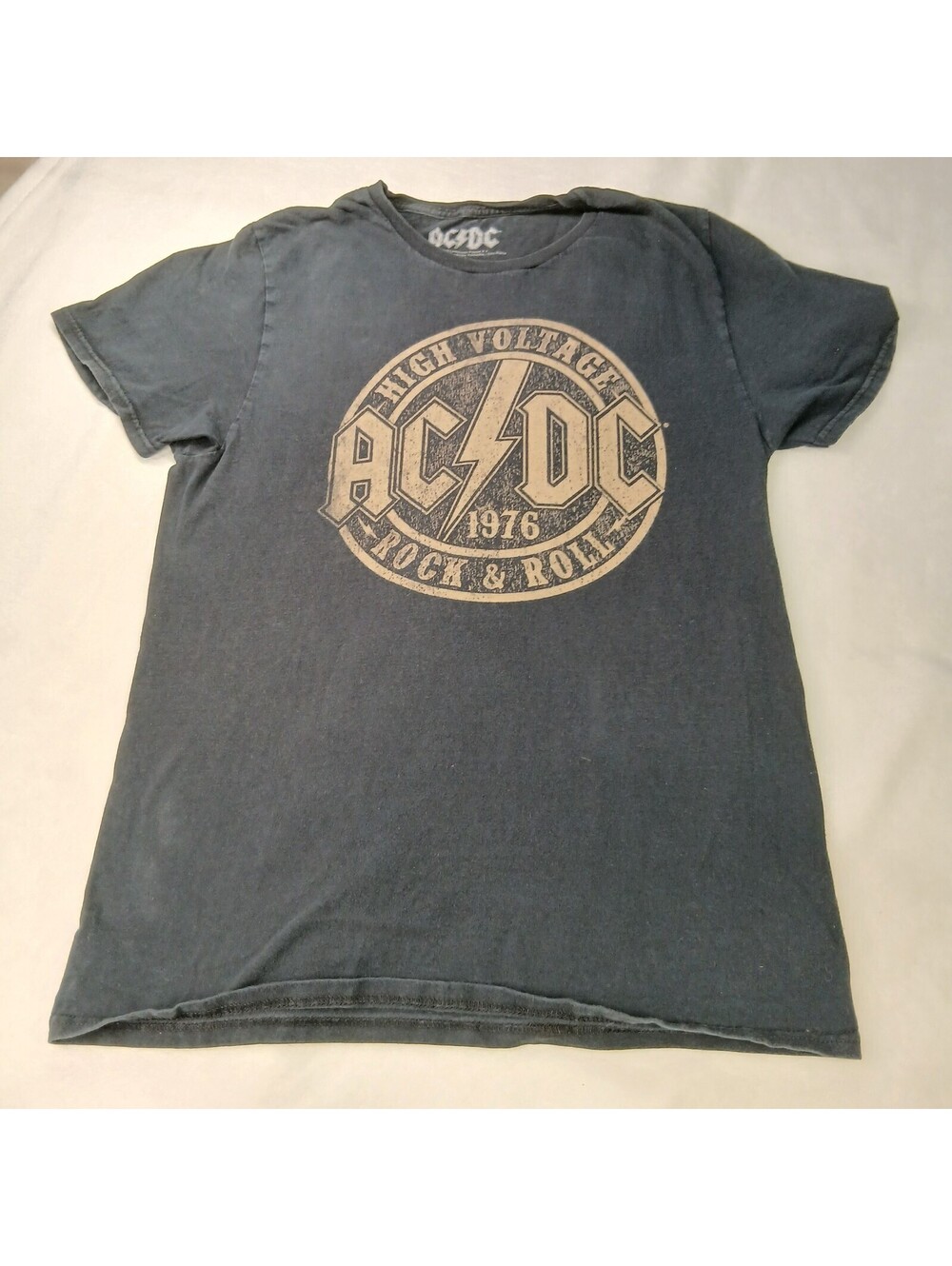 AC/DC Shirt Mens Medium Black High Voltage Rock Roll Graphic Tee 2019 Band Tour